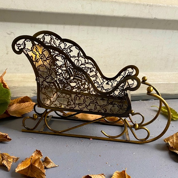 Vintage Brass Sleigh - Picture 3 of 9